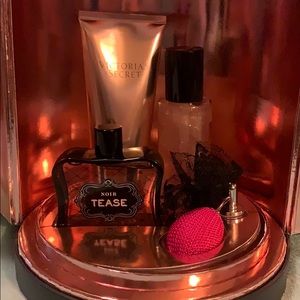 Victoria’s Secret Tease Gift Set